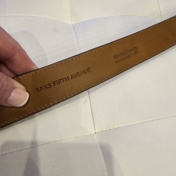 Saks Fifth Ave Gray belt USA Crocodile 40 Silver Buckle - Picture 7 of 7